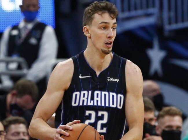 迫使骑士回 迫使骑士回